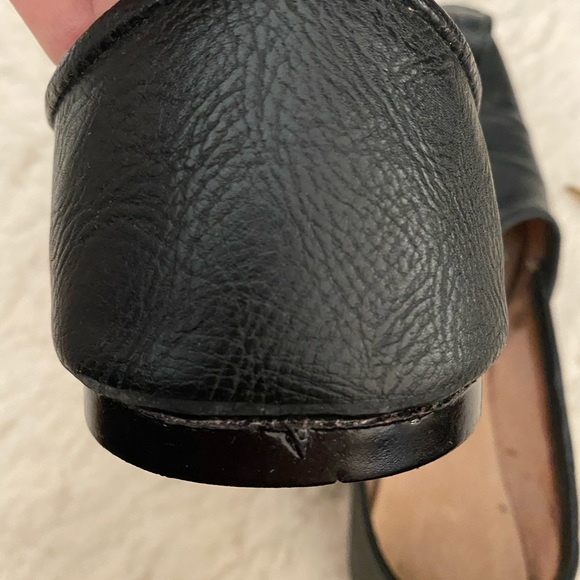 Black Avant Garde Camel Leather Genie Shoes - Picture 4 of 9